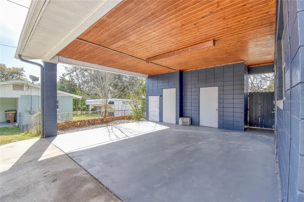 1828 SE Lake Weir Avenue Ocala FL 34471