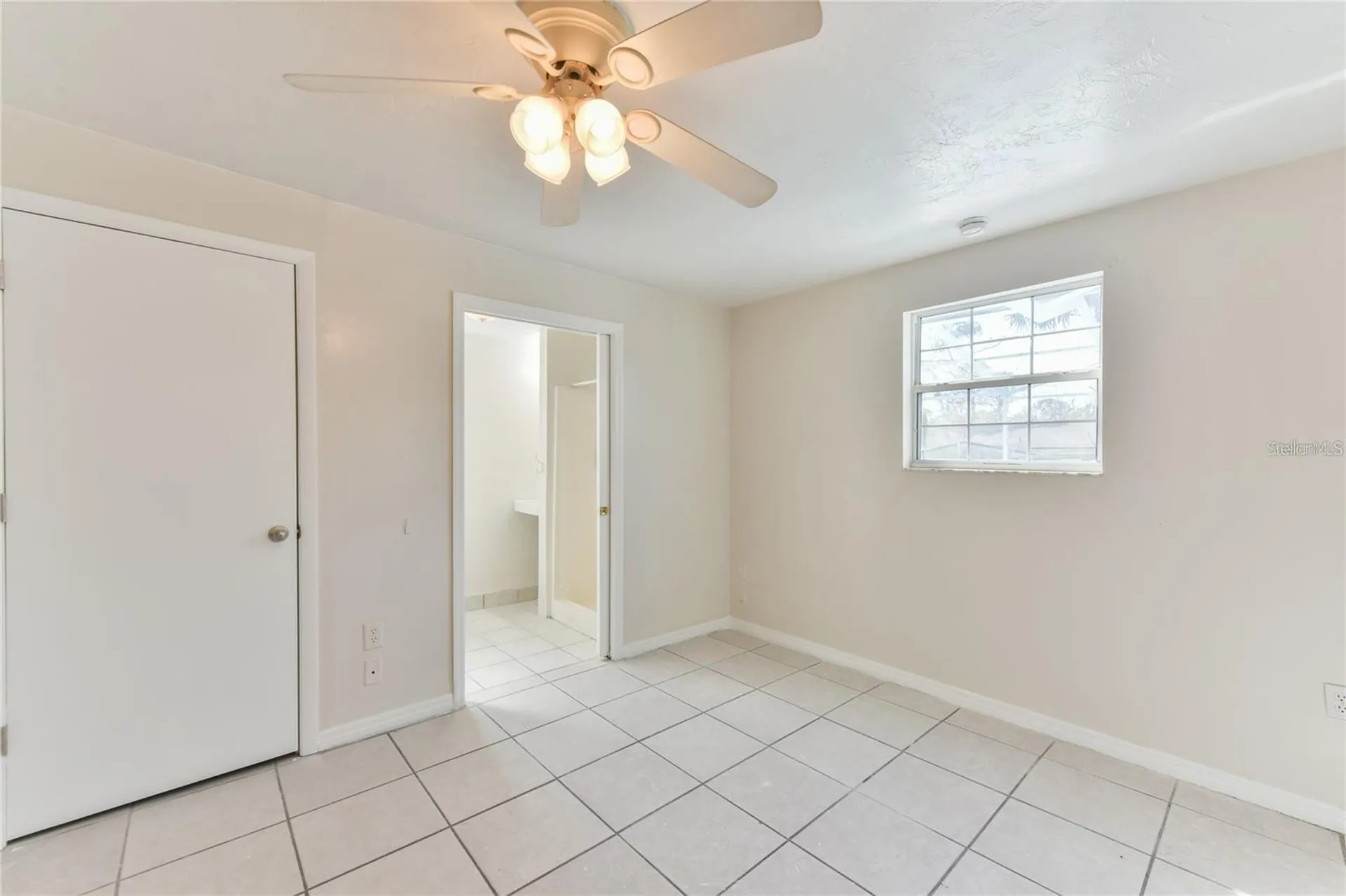 1828 SE Lake Weir Avenue Ocala FL 34471