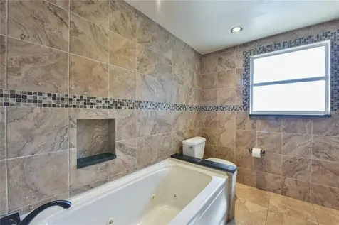 1828 SE Lake Weir Avenue Ocala FL 34471