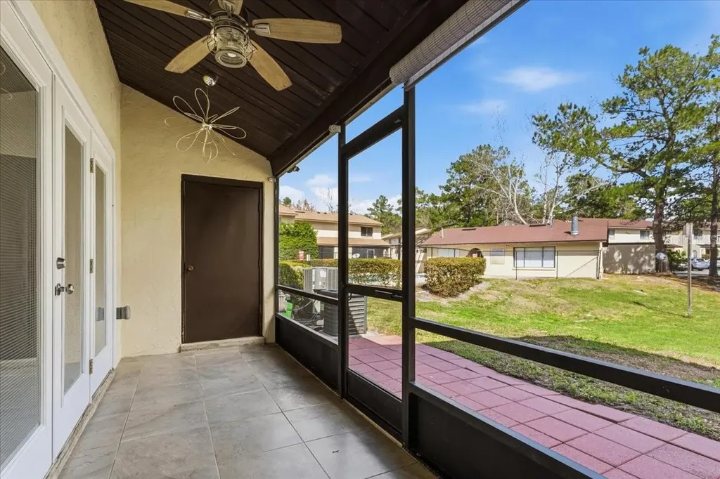 2735 SW 35th Place Gainesville FL 32608