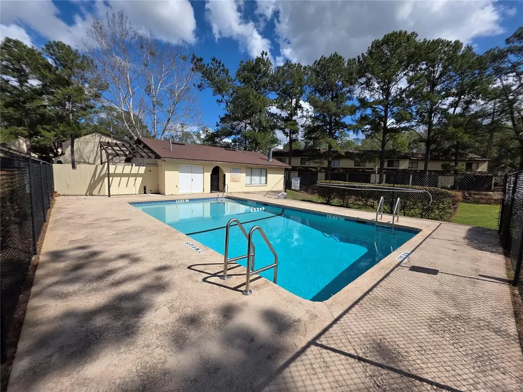 2735 SW 35th Place Gainesville FL 32608