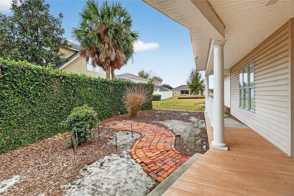 2128 Lake Ariana Boulevard Auburndale FL 33823
