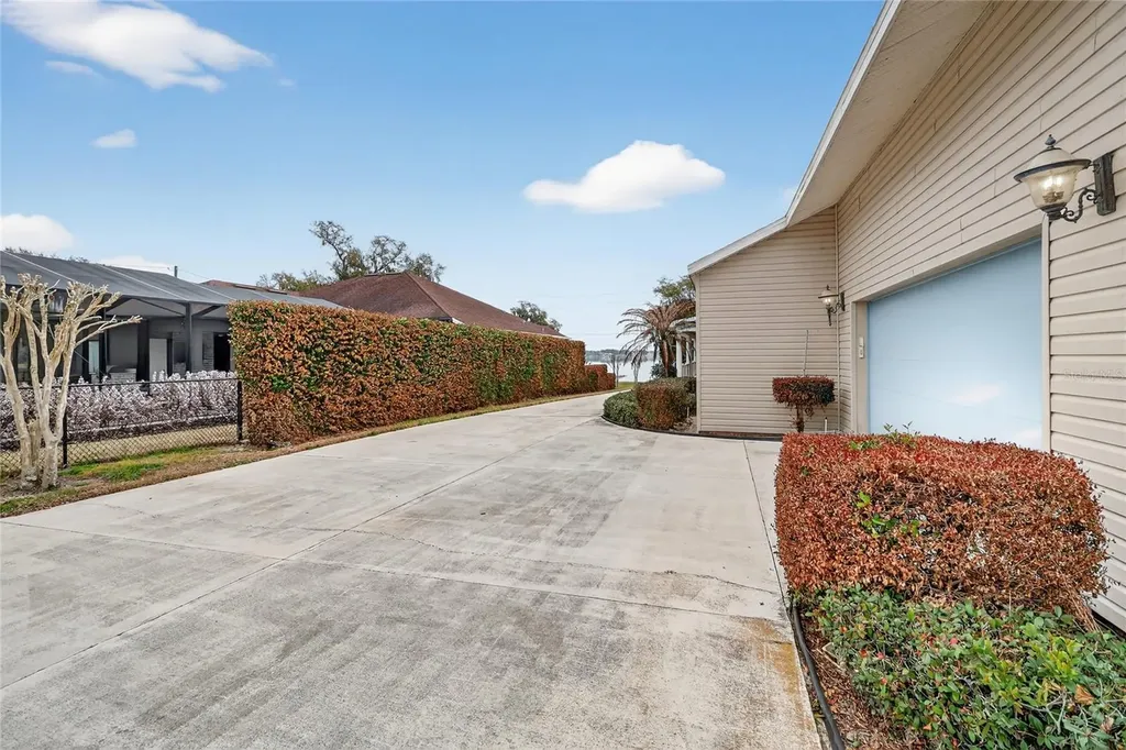 2128 Lake Ariana Boulevard Auburndale FL 33823