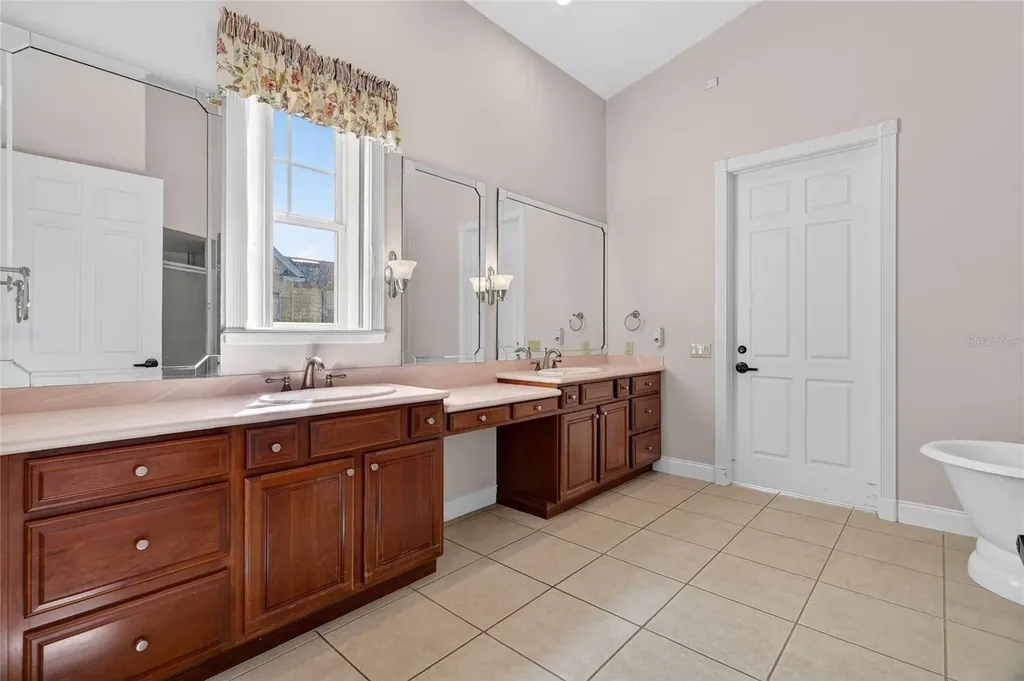 2128 Lake Ariana Boulevard Auburndale FL 33823