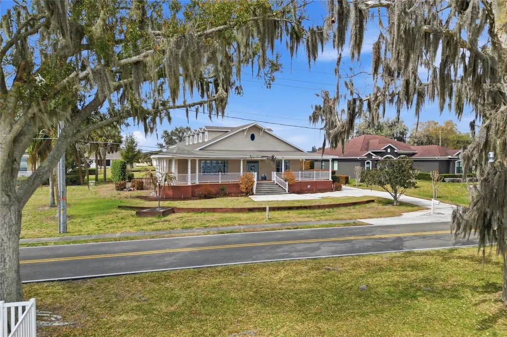 2128 Lake Ariana Boulevard Auburndale FL 33823