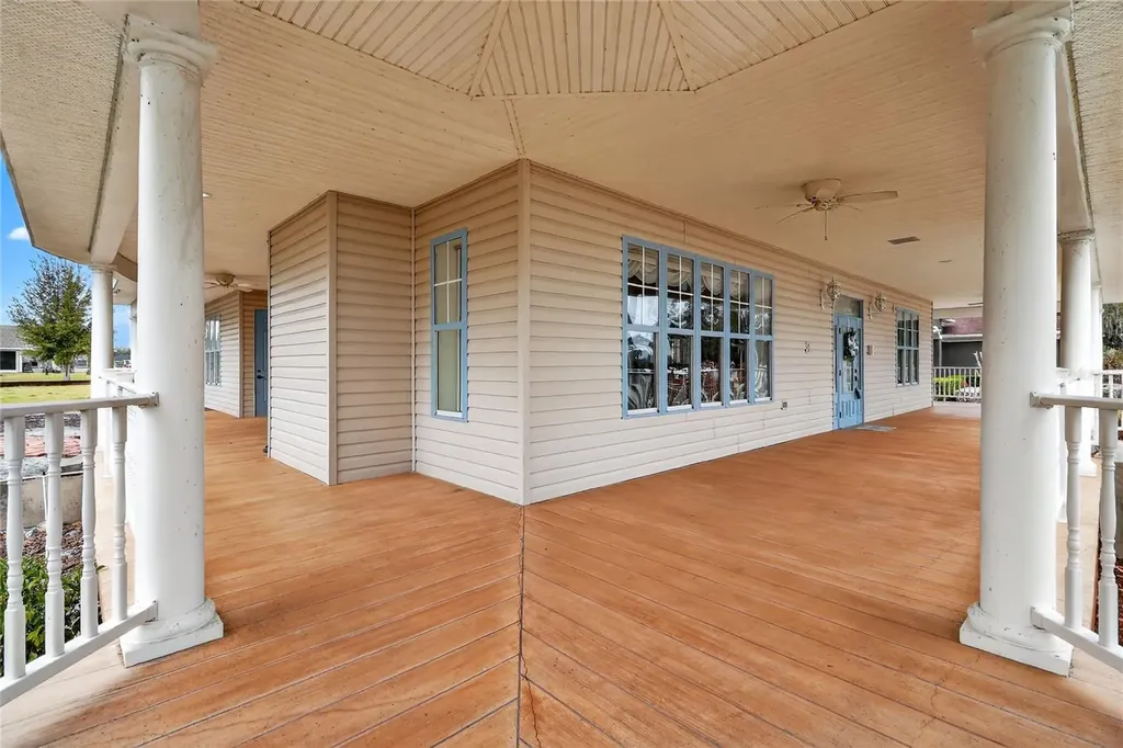 2128 Lake Ariana Boulevard Auburndale FL 33823