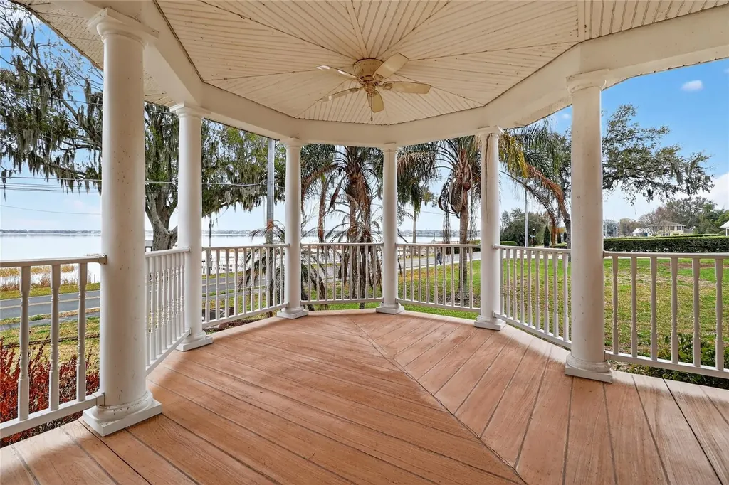 2128 Lake Ariana Boulevard Auburndale FL 33823
