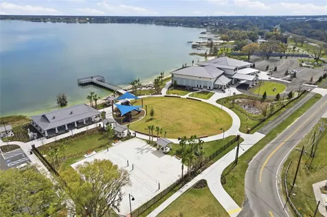 2128 Lake Ariana Boulevard Auburndale FL 33823