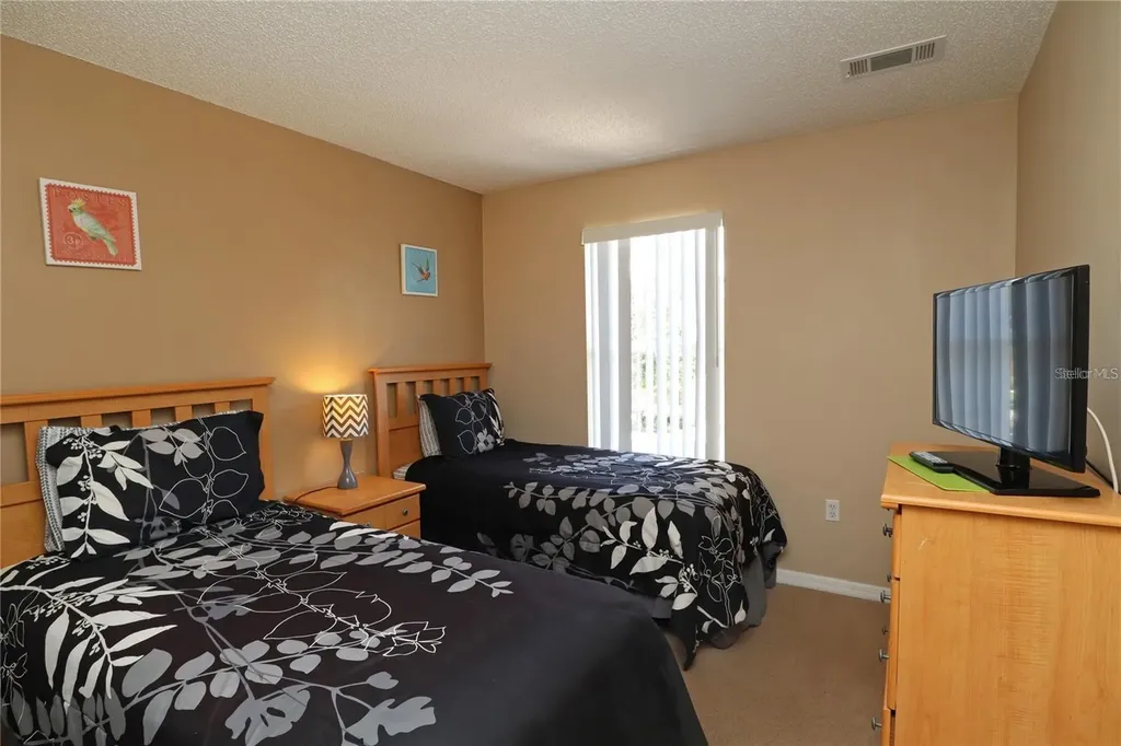 8550 Crystal Cove Loop Kissimmee FL 34747