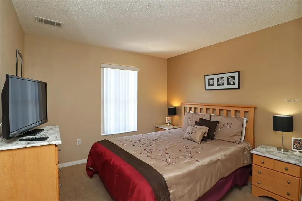 8550 Crystal Cove Loop Kissimmee FL 34747