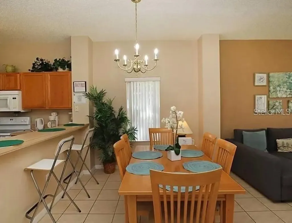 8550 Crystal Cove Loop Kissimmee FL 34747