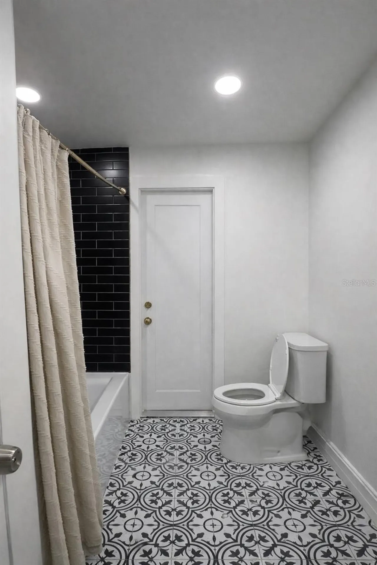8760 NW 21st Street Sunrise FL 33322