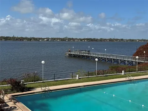925 N Halifax Avenue Daytona Beach FL 32118