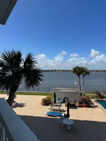 925 N Halifax Avenue Daytona Beach FL 32118