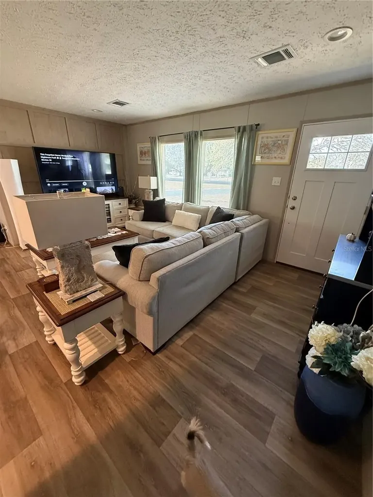 8325 N Fairgrove Terrace Dunnellon FL 34433