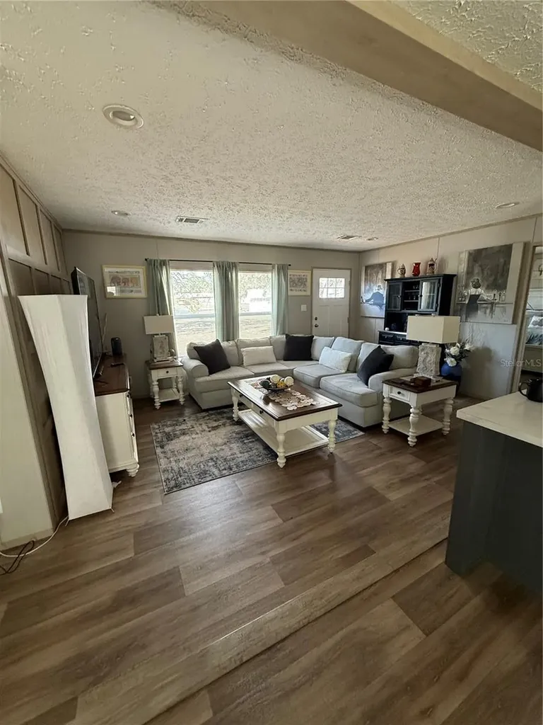 8325 N Fairgrove Terrace Dunnellon FL 34433