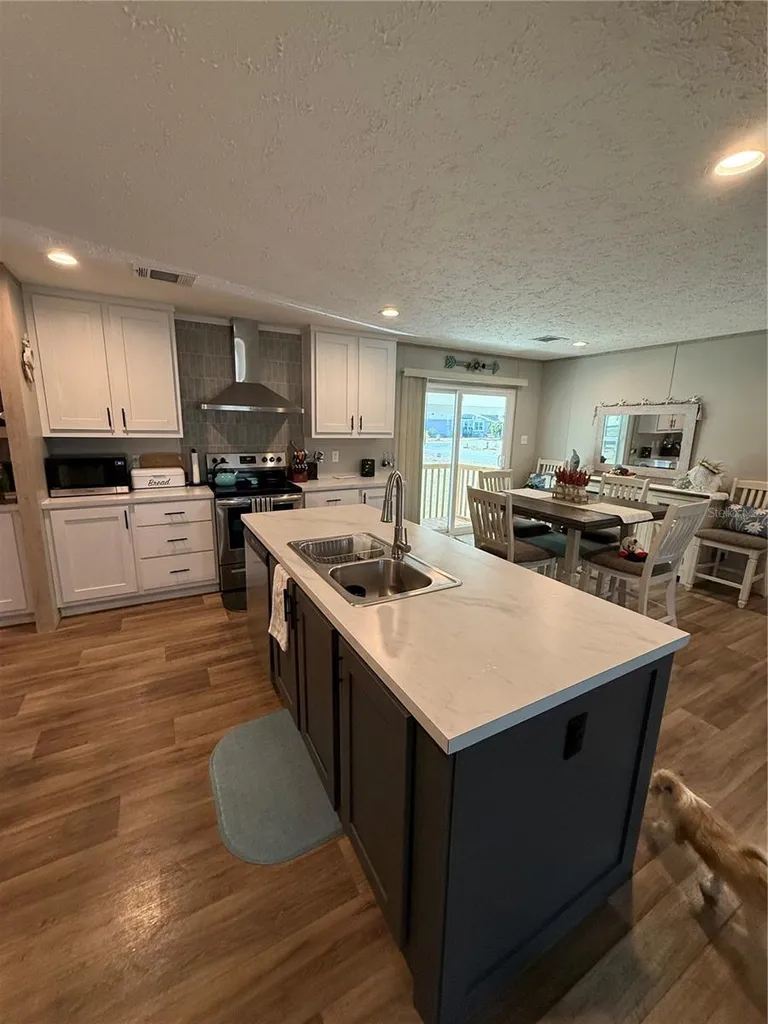 8325 N Fairgrove Terrace Dunnellon FL 34433