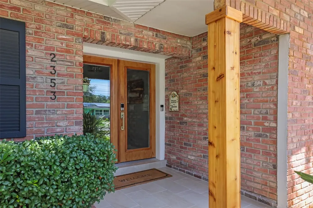 2353 Demaret Drive Dunedin FL 34698