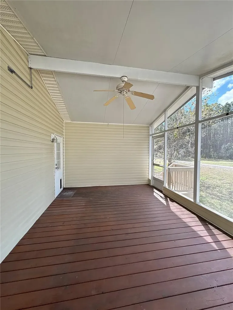 1735 Dorothy Boulevard Lutz FL 33558