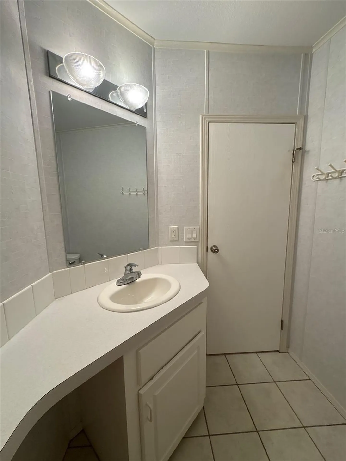 1735 Dorothy Boulevard Lutz FL 33558