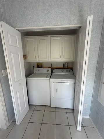 1735 Dorothy Boulevard Lutz FL 33558