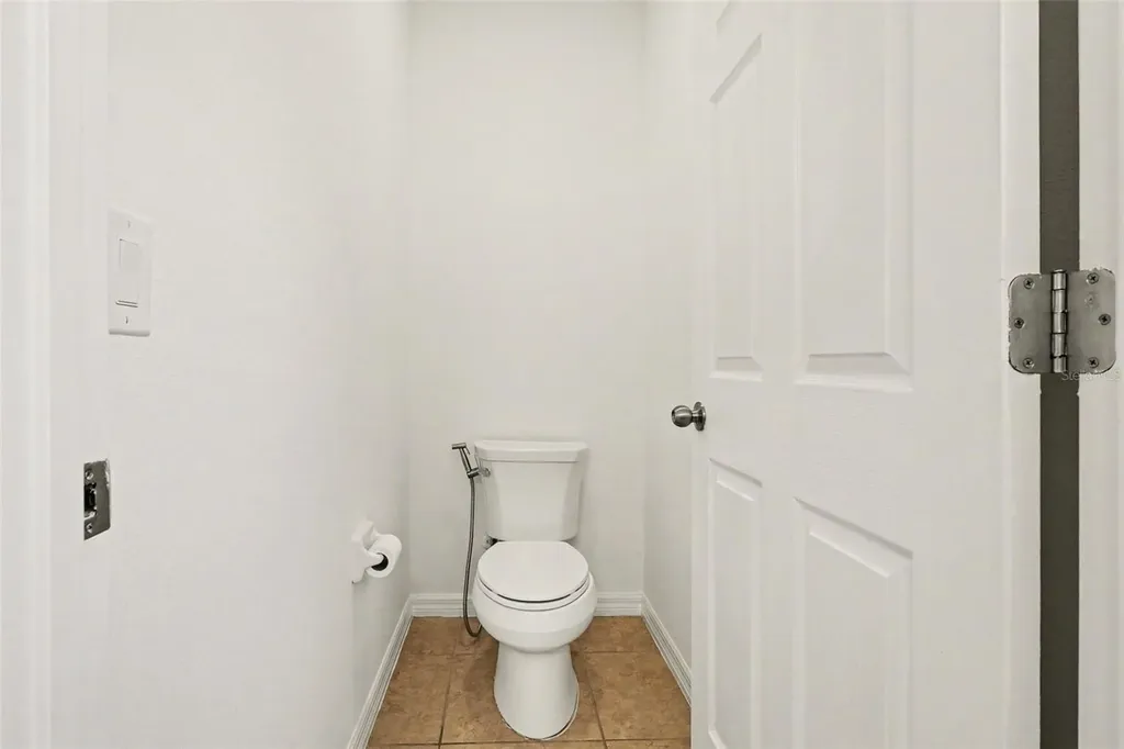 622 Samuel Davenport FL 33837