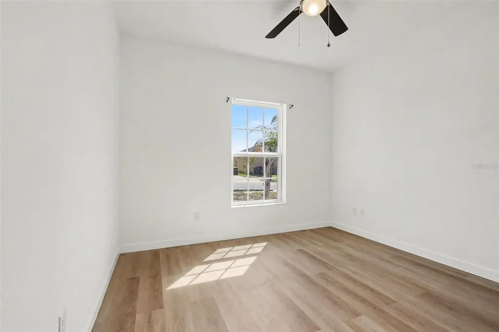 622 Samuel Davenport FL 33837