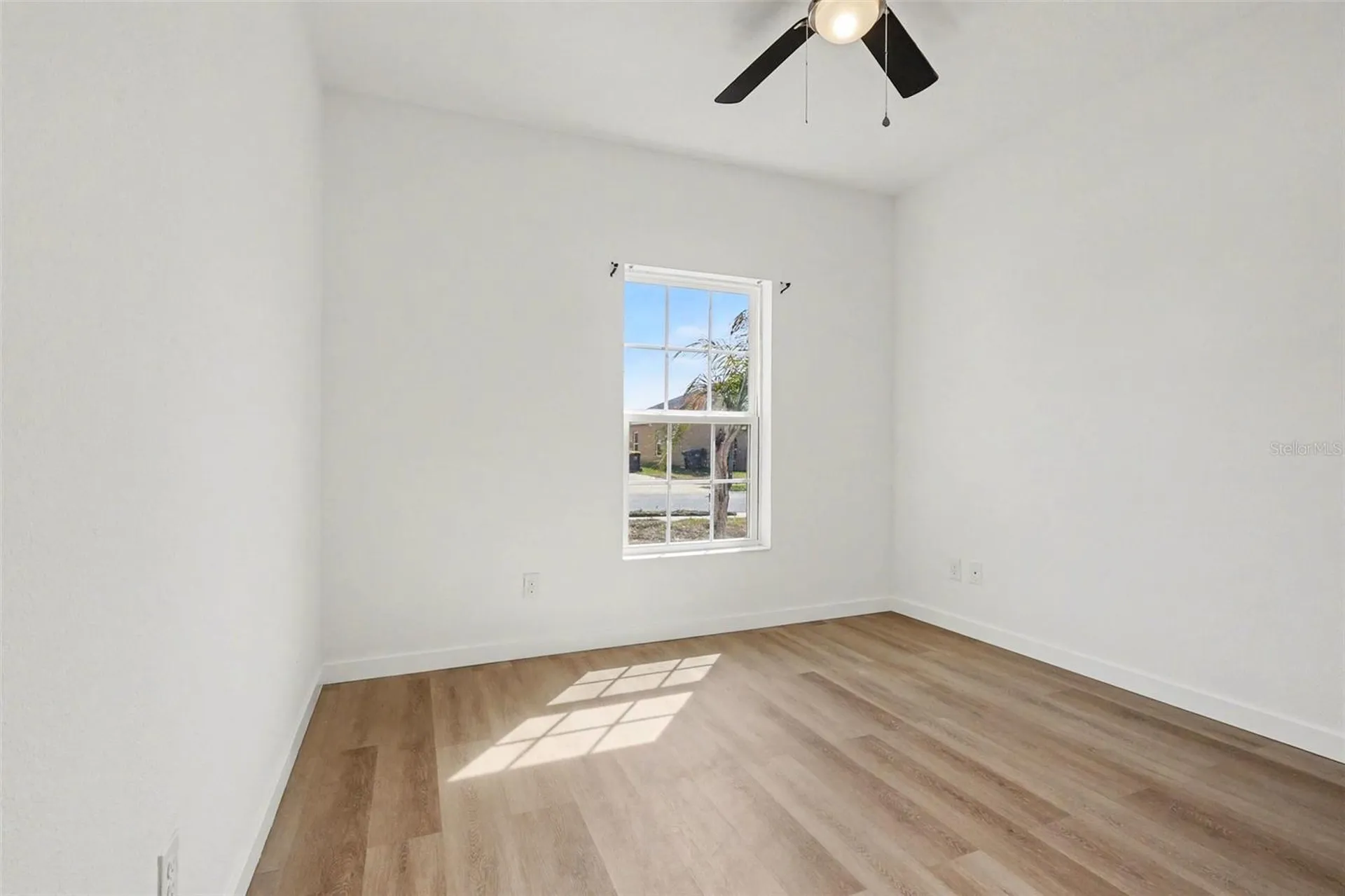 622 Samuel Davenport FL 33837