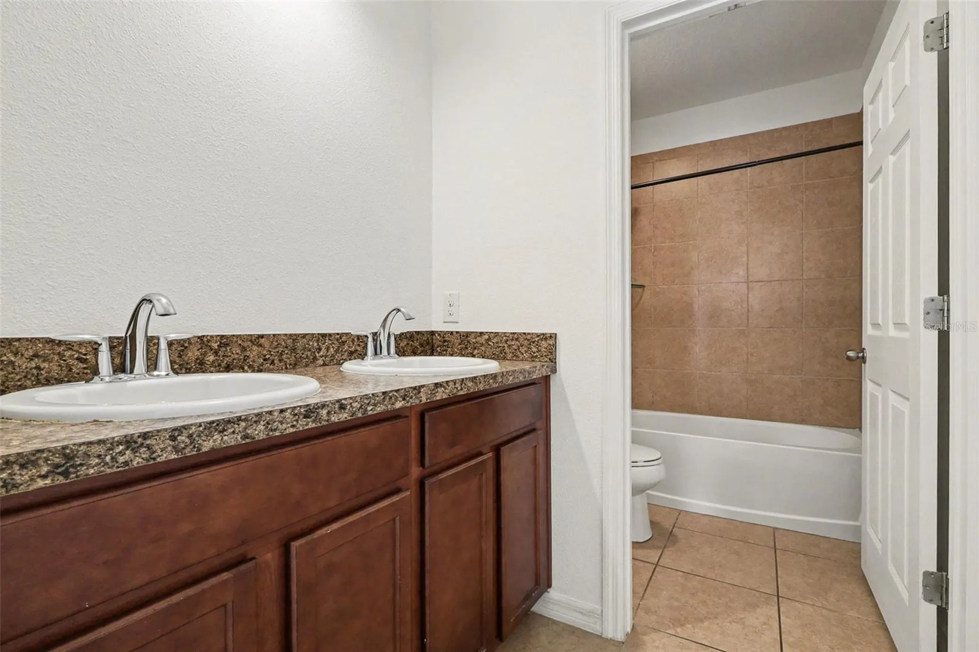 622 Samuel Davenport FL 33837