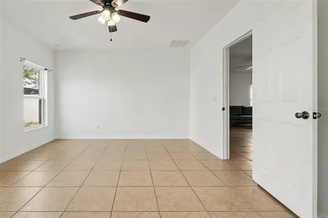 622 Samuel Davenport FL 33837