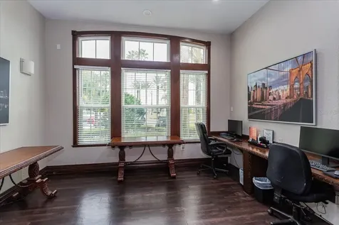 5455 Vineland Road Orlando FL 32811