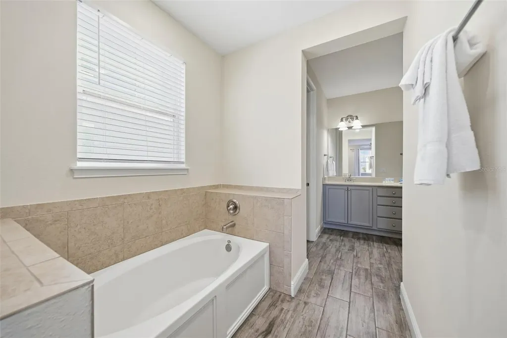 8017 Surf Street Kissimmee FL 34747