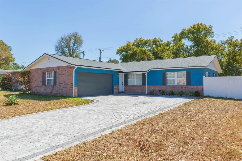 2307 Lincoln Court Brandon FL 33510