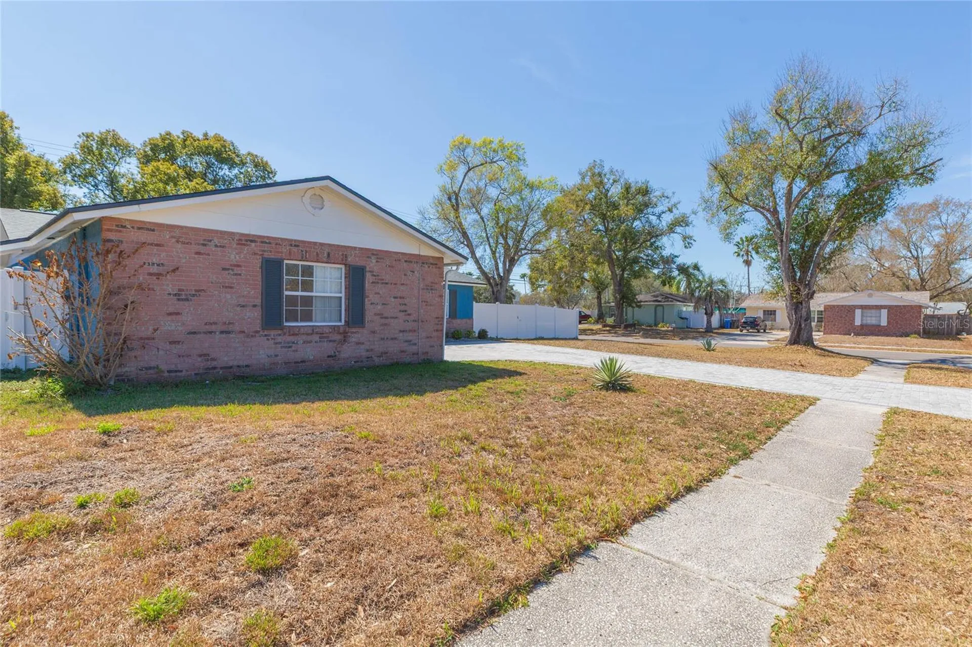 2307 Lincoln Court Brandon FL 33510