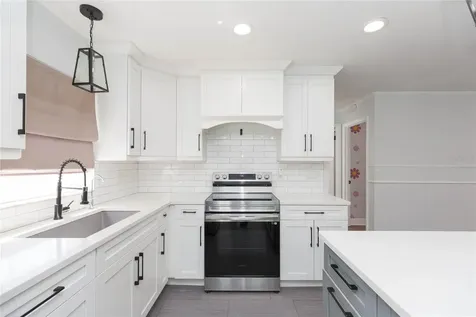 2307 Lincoln Court Brandon FL 33510