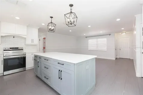 2307 Lincoln Court Brandon FL 33510