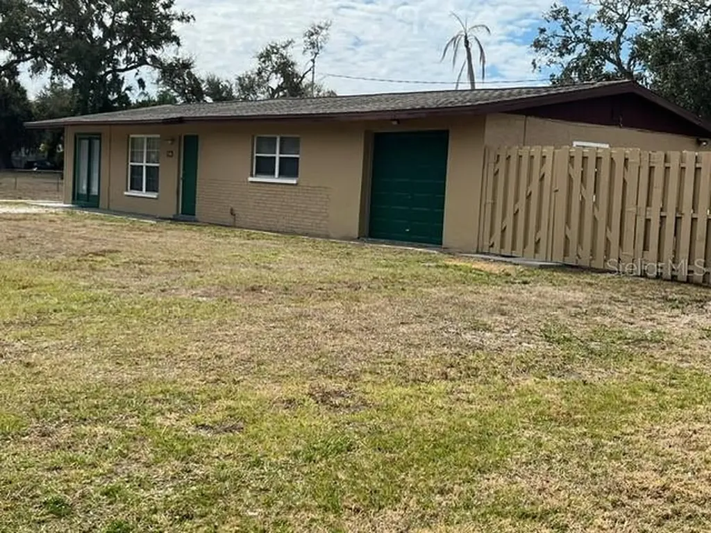 50 Midwest Parkway Sarasota FL 34232