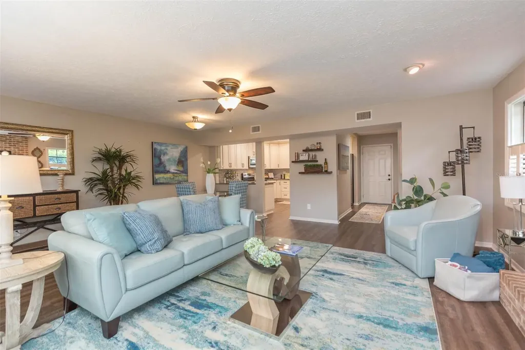 702 W Bay Street Tampa FL 33606