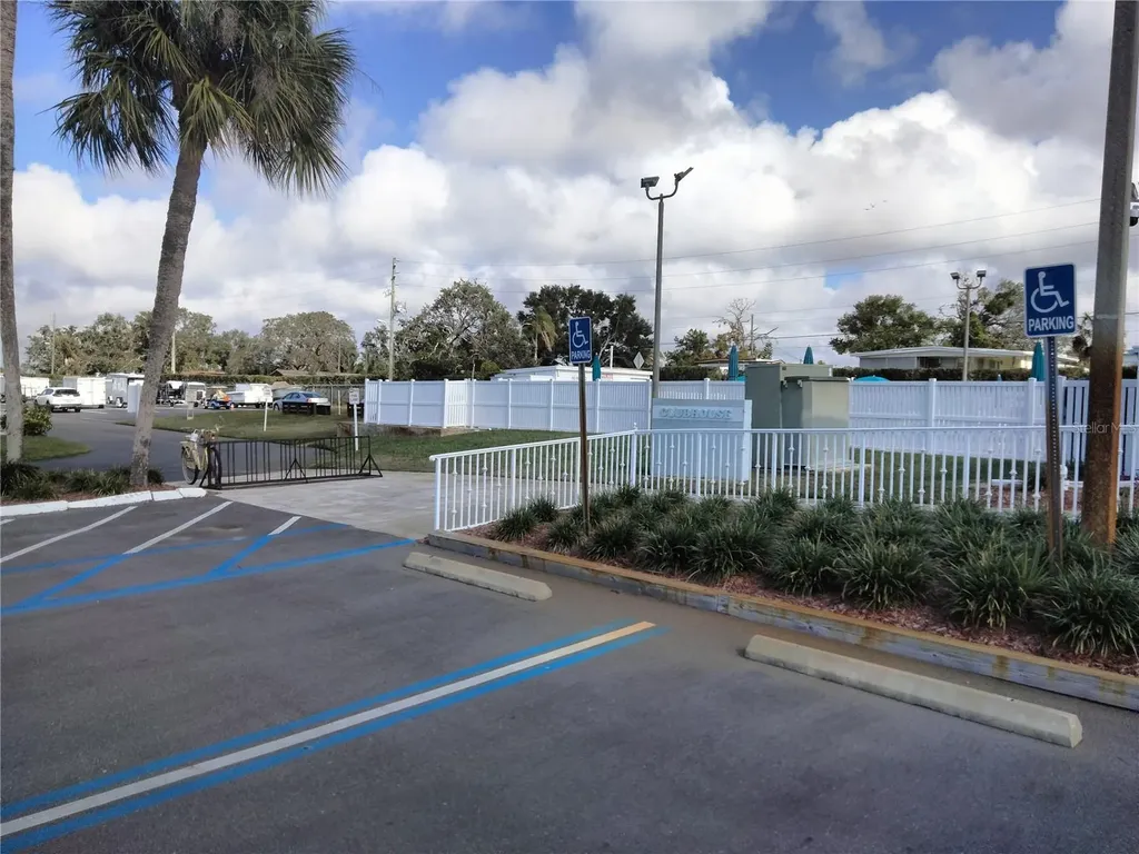 2127 Oahu Drive Holiday FL 34691