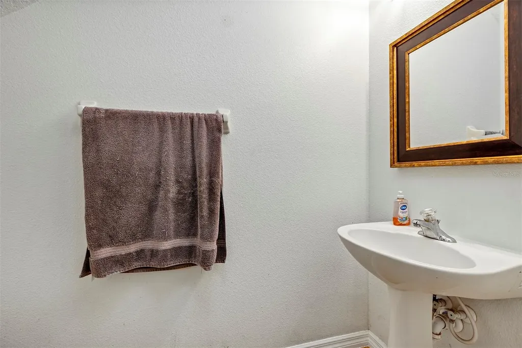 688 Cresting Oak Circle Orlando FL 32824