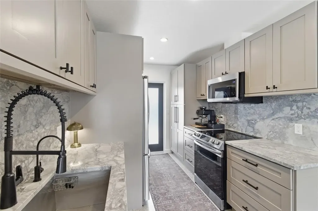 2121 Palm Terrace Sarasota FL 34231