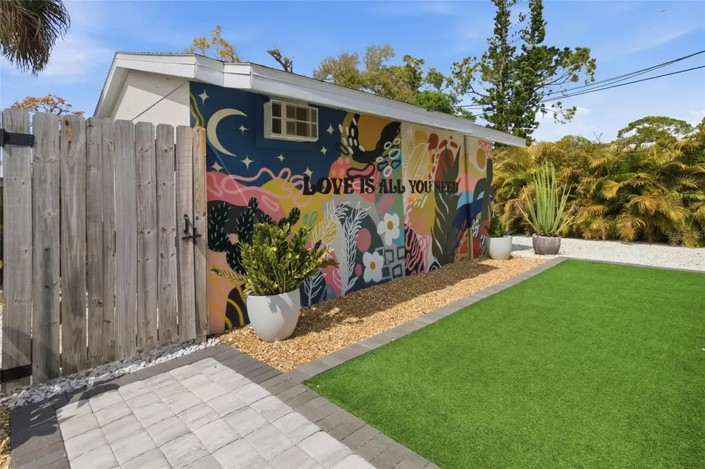 2121 Palm Terrace Sarasota FL 34231