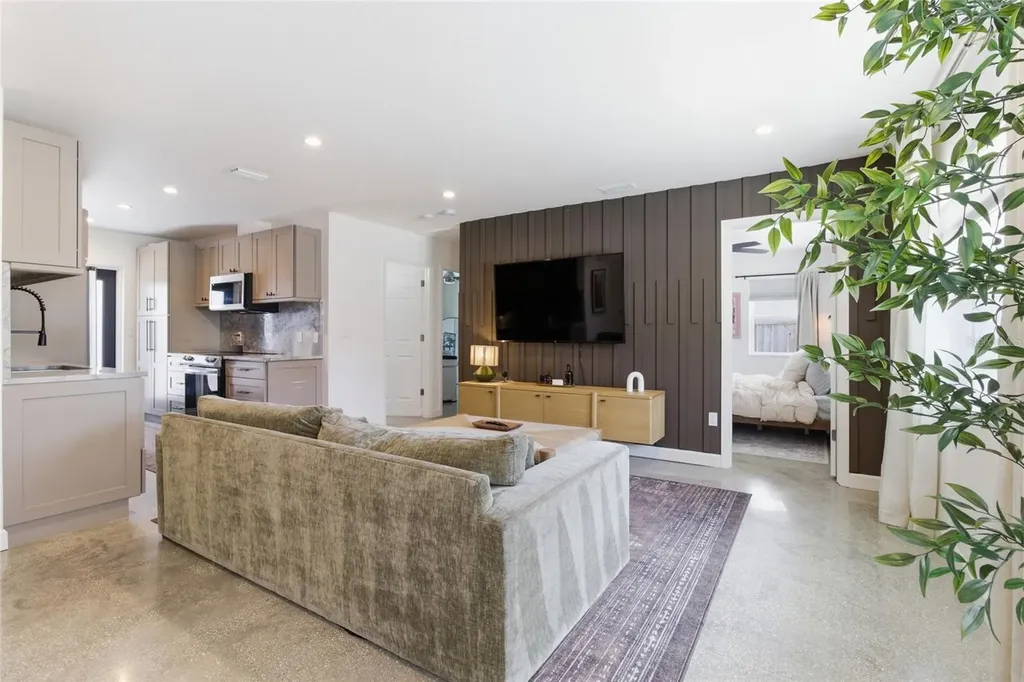 2121 Palm Terrace Sarasota FL 34231