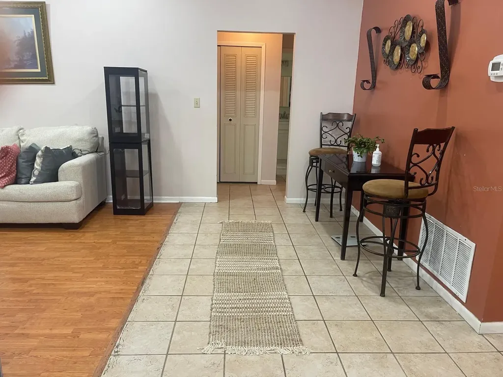 1202 Yvonne Street Apopka FL 32712