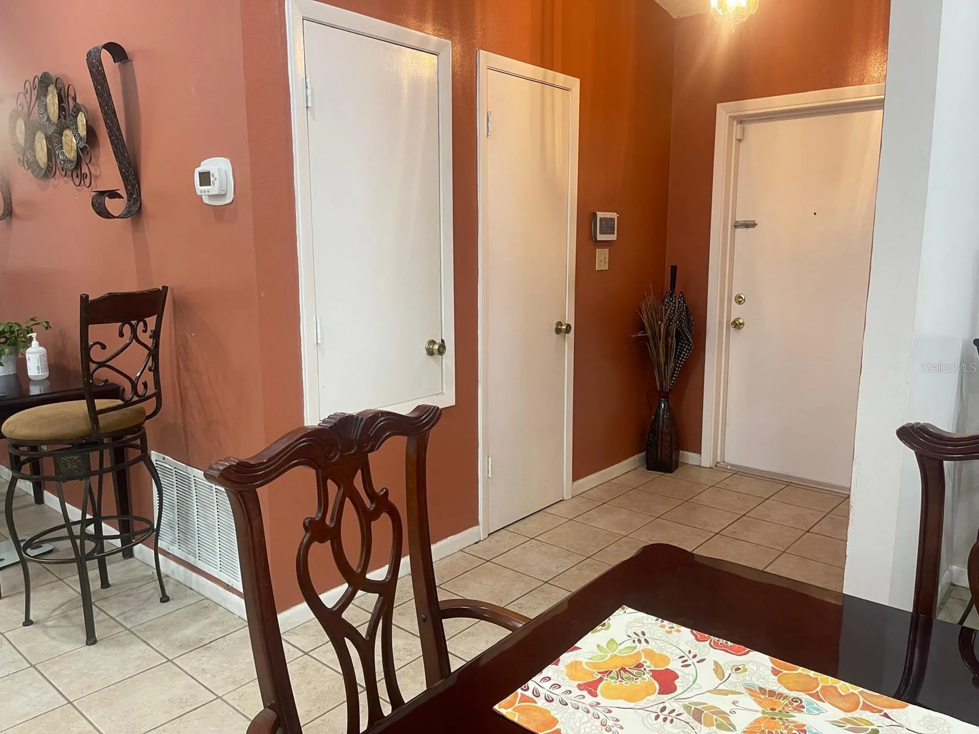 1202 Yvonne Street Apopka FL 32712