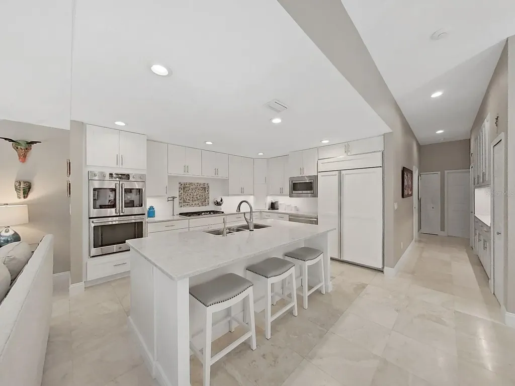4833 Windmill Palm Terrace NE St Petersburg FL 33703