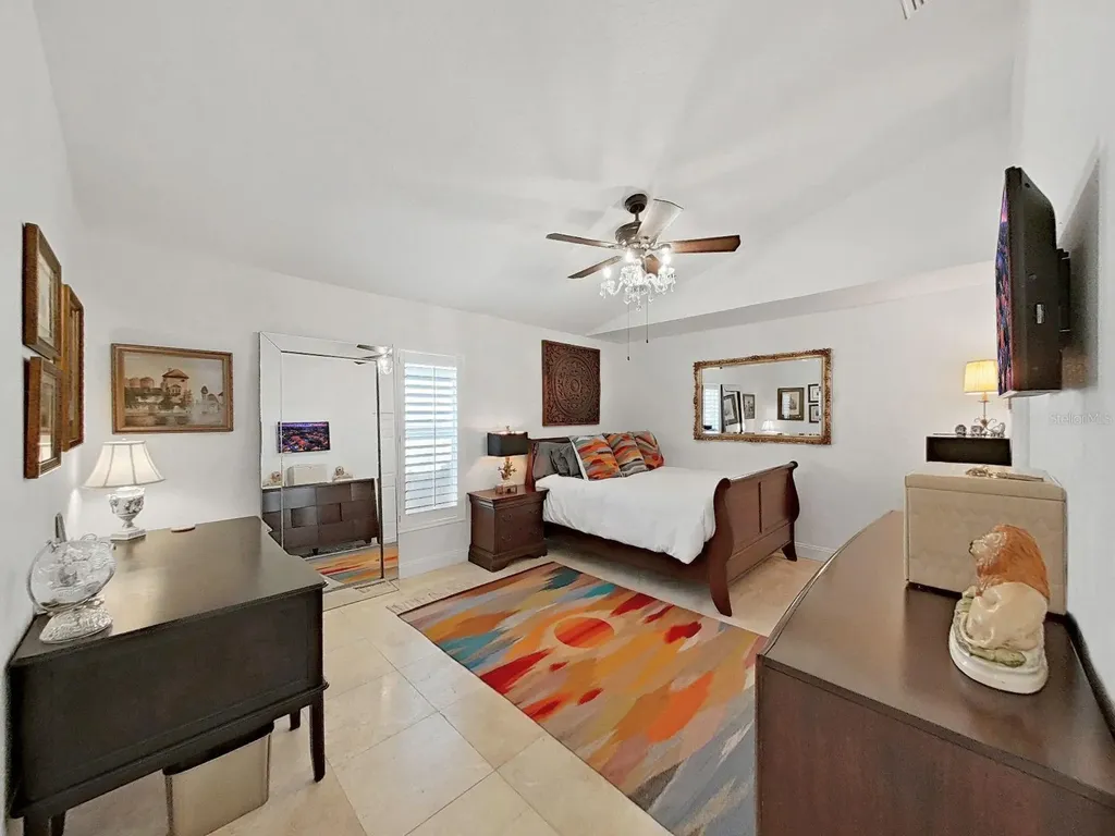4833 Windmill Palm Terrace NE St Petersburg FL 33703