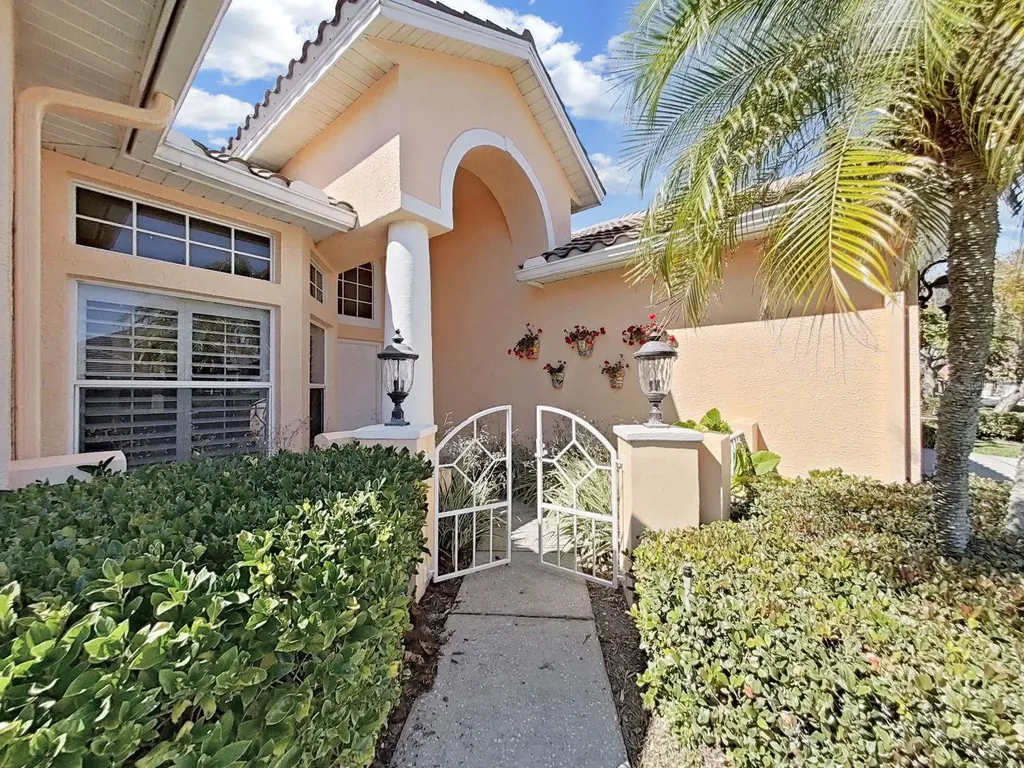 4833 Windmill Palm Terrace NE St Petersburg FL 33703
