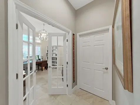 4833 Windmill Palm Terrace NE St Petersburg FL 33703