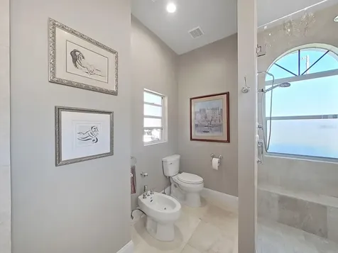 4833 Windmill Palm Terrace NE St Petersburg FL 33703